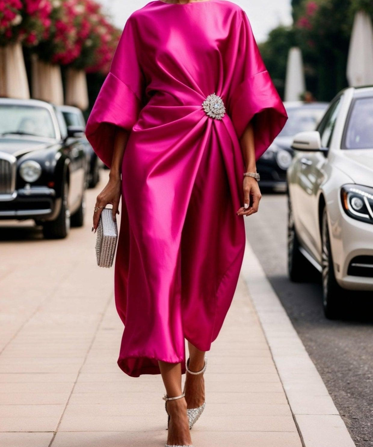 Saténové šaty Carmina