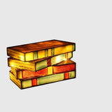 Lampa z Hromadených Kníh zo Skla