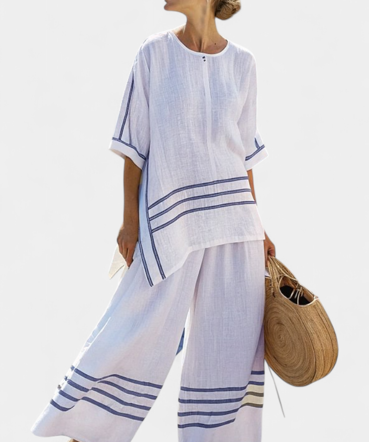 Overal s širokými pruhmi a asymetrickým strihom - moderný a pohodlný štýl