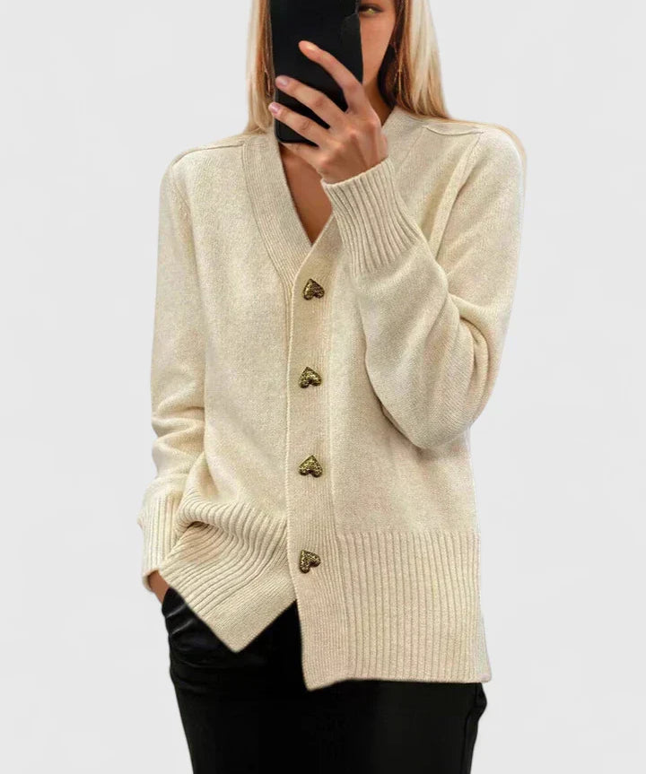 Kateřina - Pletený kardigan s knoflíky ve tvaru srdce