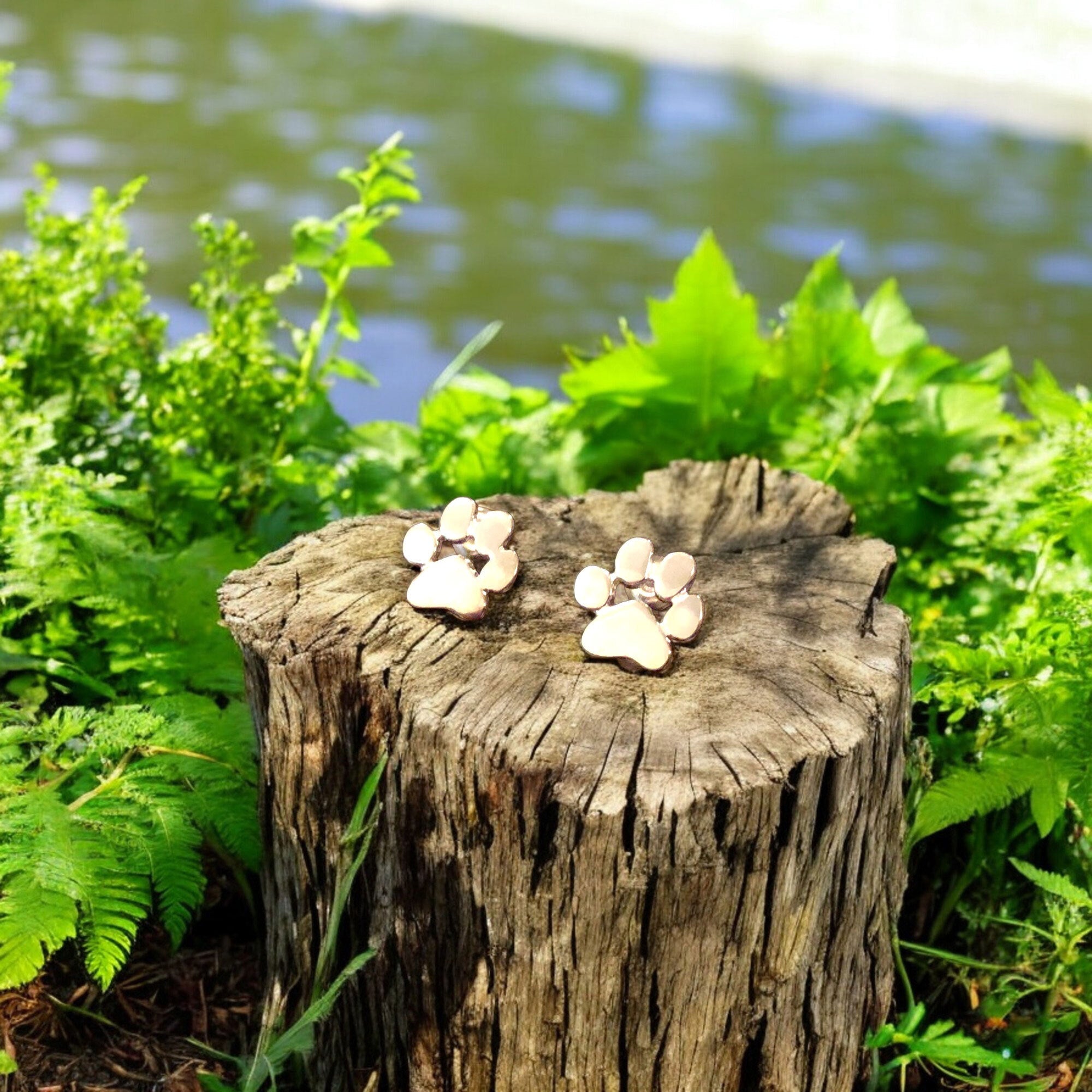 Yamira | Hypoalergénne náušnice v tvare stopy