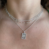 Náhrdelník so slnečným dizajnom