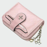 Nadčasová elegantná peňaženka