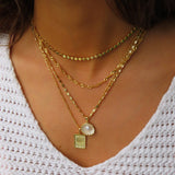 Náhrdelník s dizajnom mušle